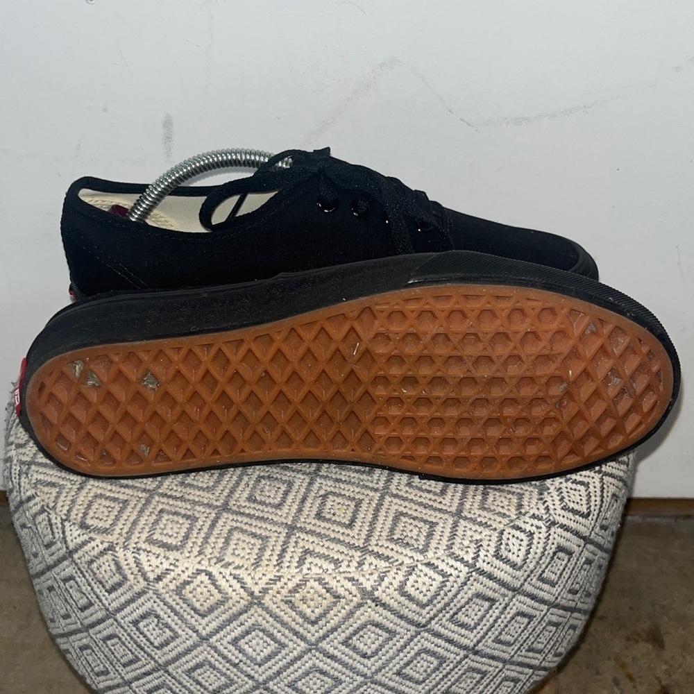 Vans Men's Classic Black Lace Up Sneakers - Picture 5 of 6